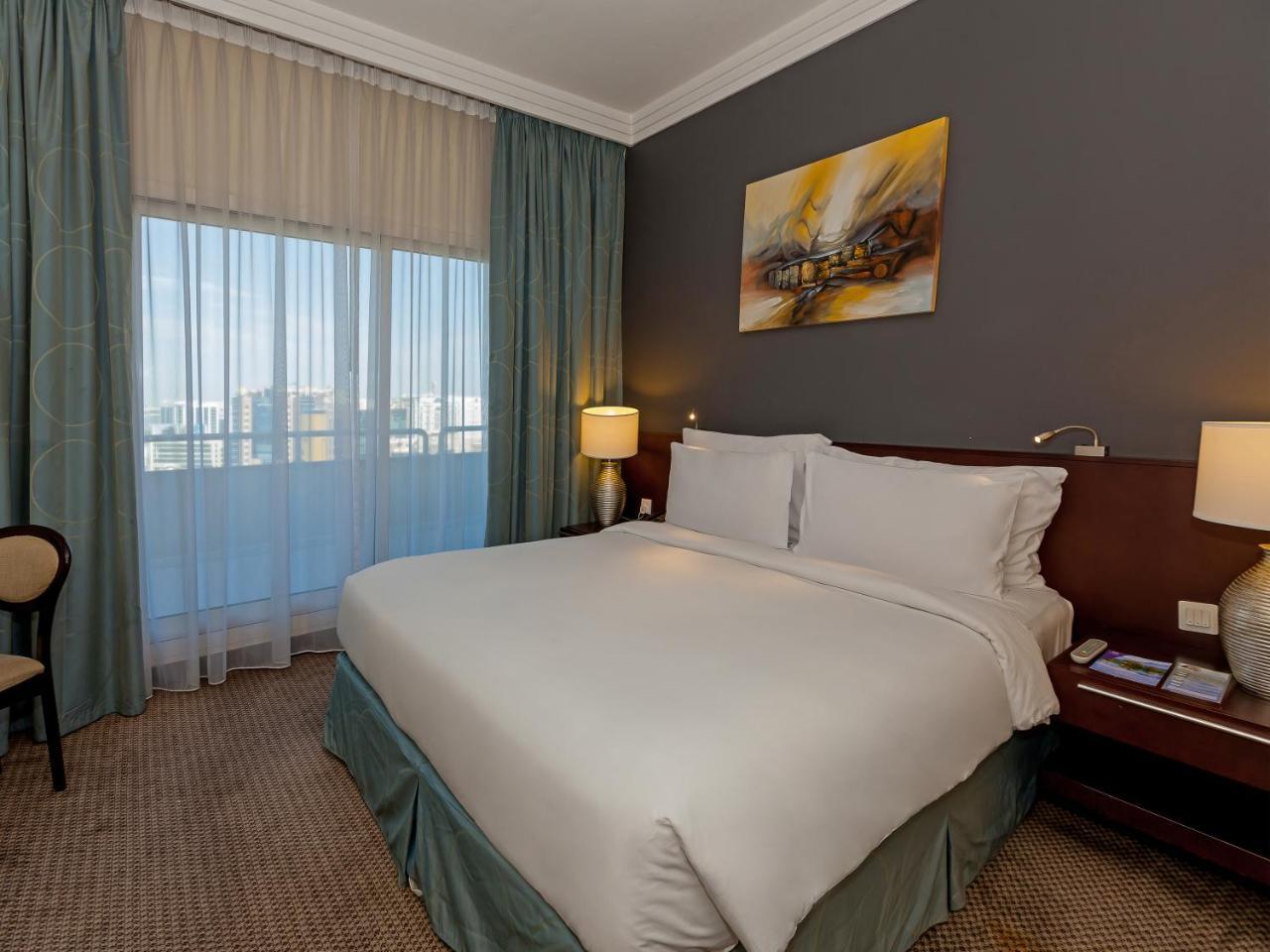 Flora Park Deluxe Hotel Apartments Dubaj Exteriér fotografie